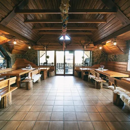 Bacowka Bialy Jelen Çiftlik konaklama *