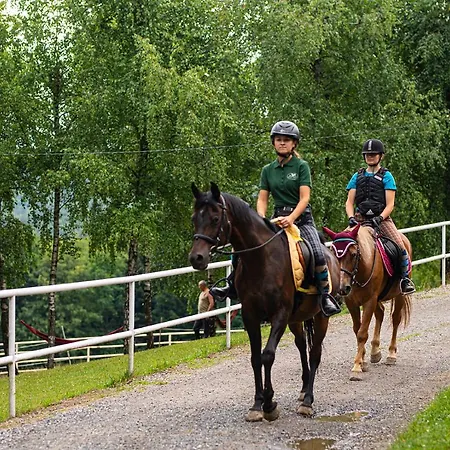 Bacowka Bialy Jelen Vakantieboerderij Iwkowa