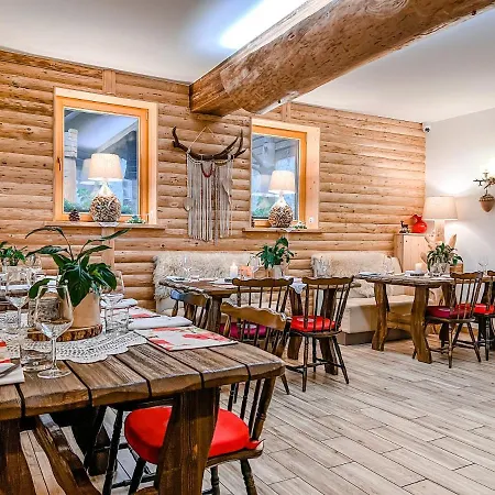 Bacowka Bialy Jelen Çiftlik konaklama Iwkowa