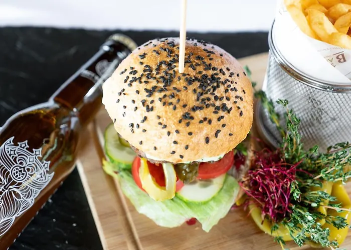 Bacówka Biały Jeleń Gospodarstwo agroturystyczne *