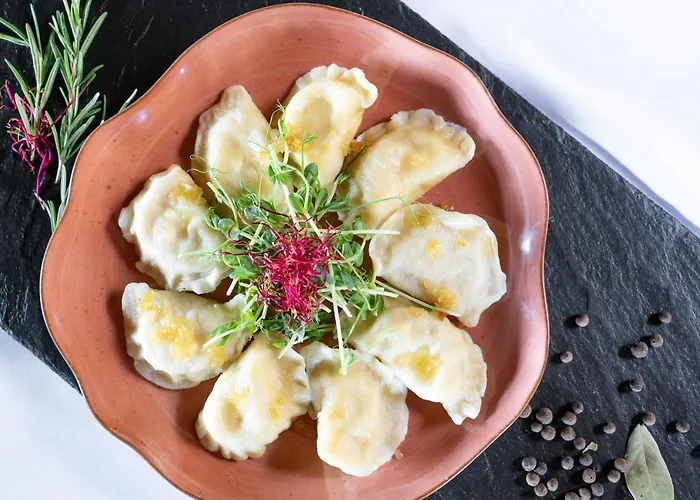 Bacówka Biały Jeleń Gospodarstwo agroturystyczne *